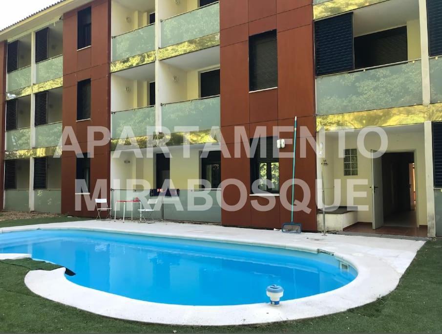 Apartamento Mirabosque - Plaza Garaje Incluida Аренас-де-Сан-Педро Екстер'єр фото